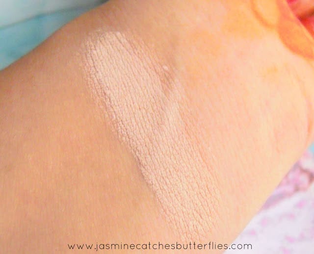 PHB Mineral Foundation in Fair Rose Swatches