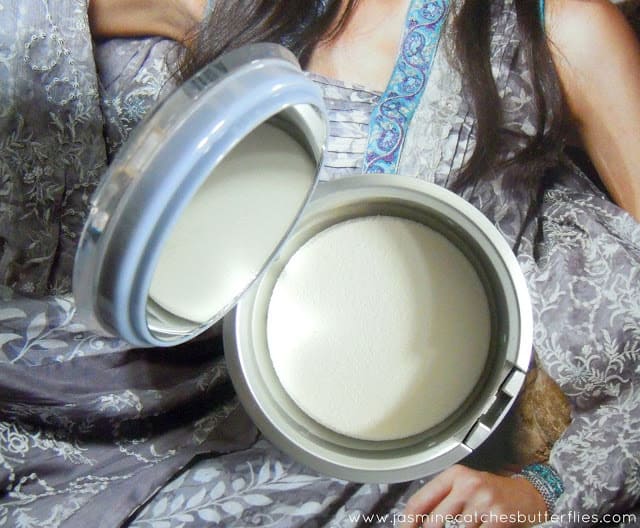 Jordana Perfect Pressed Powder Mirror and Puff