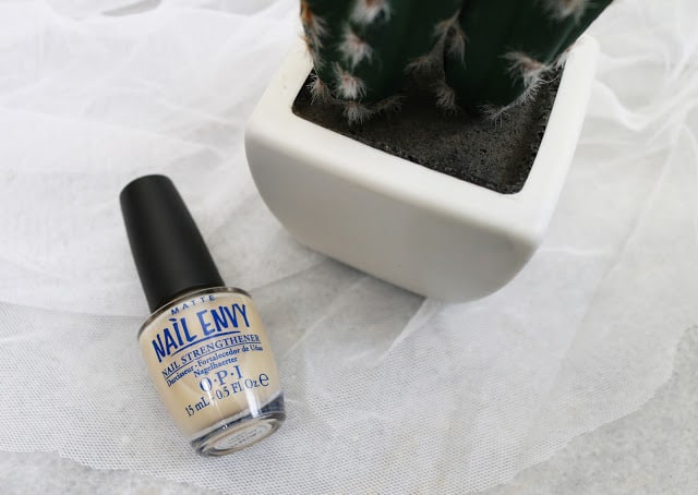 OPI Nail Envy Nail Strengthener Matte Formula Review